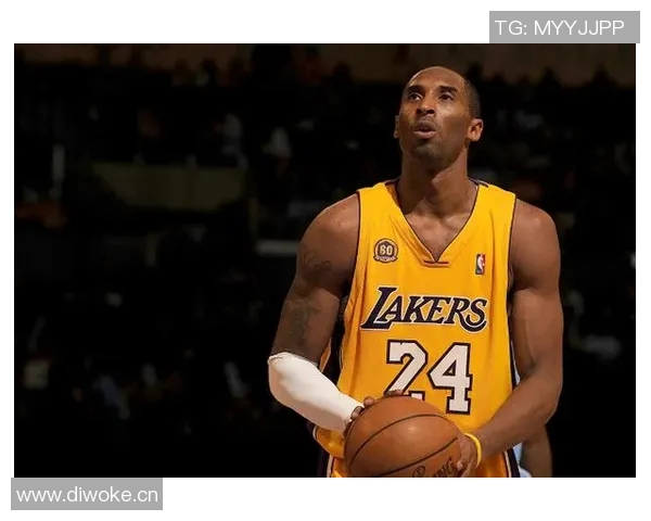 科比职业生涯数据回顾：得分、助攻、篮板、投篮命中率全方位分析