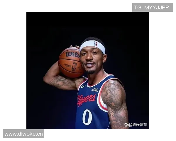 快船后场新援：人不能活在过去，太阳球迷给我嘘声是比赛的一部分